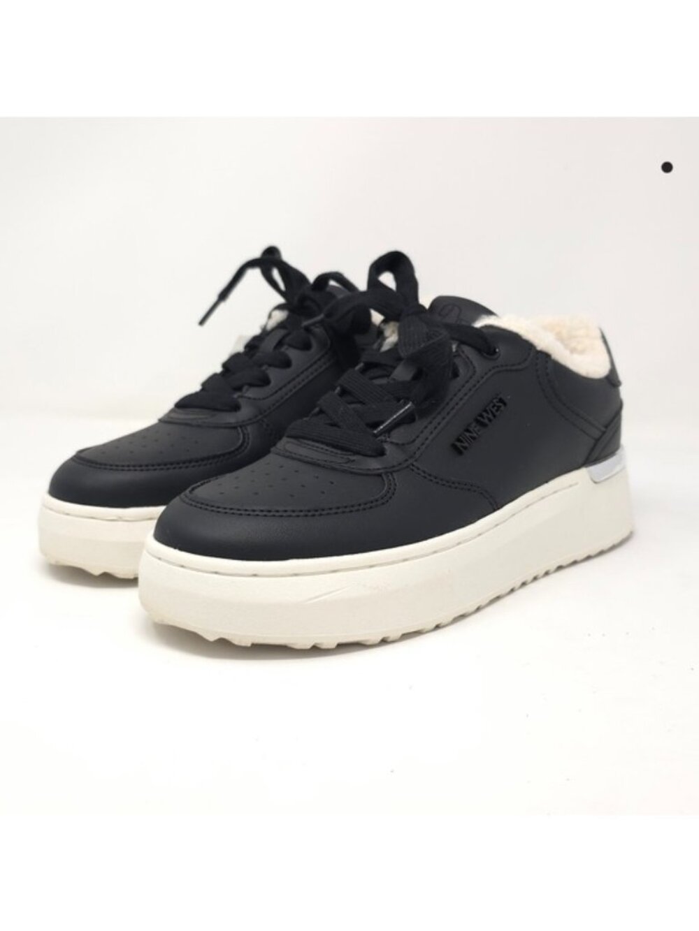 Nine West Black Platform Sneakers with Cream Lined Collar 7M
